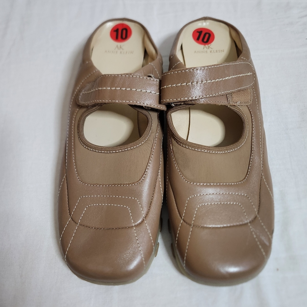 3/$15 Anne Klein comfort open back shoes Mary Jane straps square toe 10